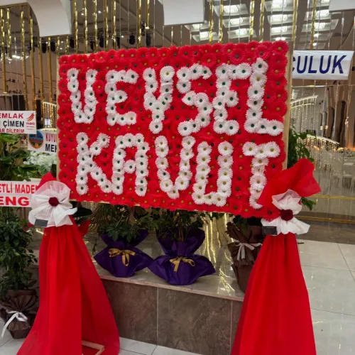 KİŞİYE ÖZEL  DEV PANO ÇİÇEK