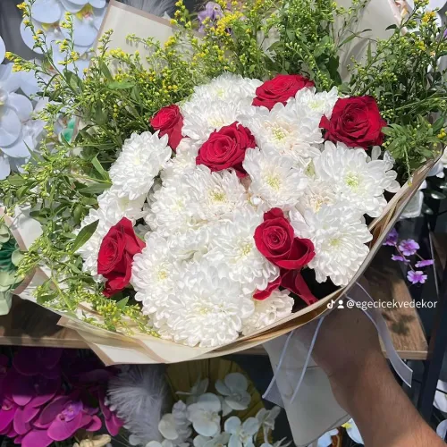 CANLI GÜL & PAPATYA BUKETİ